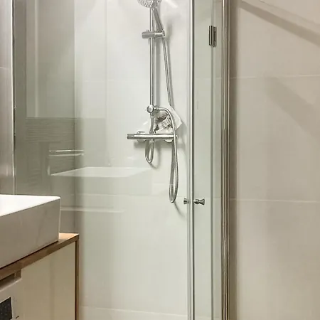 1 Bedroom Cozy In Apartamento